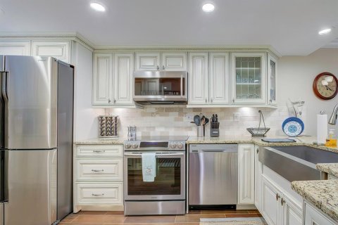 Copropriété à louer à Redington Shores, Floride: 2 chambres, 102.47 m2 № 251621 - photo 4