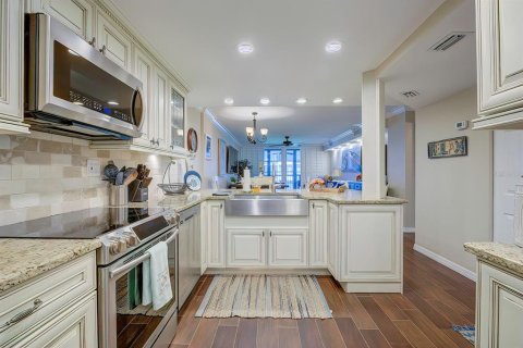 Copropriété à louer à Redington Shores, Floride: 2 chambres, 102.47 m2 № 251621 - photo 5