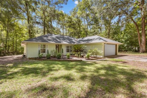 Casa en venta en Fort White, Florida, 3 dormitorios, 149.76 m2 № 1909595 - foto 1