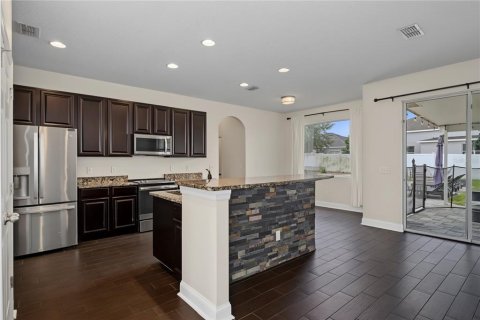 House in Winter Garden, Florida 5 bedrooms, 301.1 sq.m. № 2220740 - photo 22