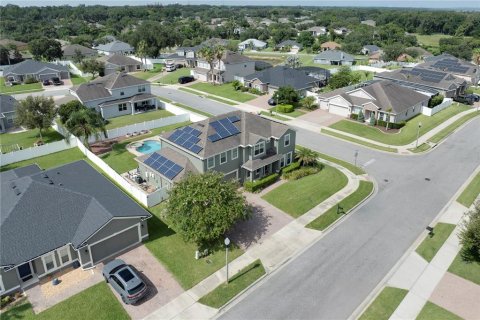 House in Winter Garden, Florida 5 bedrooms, 301.1 sq.m. № 2220740 - photo 6