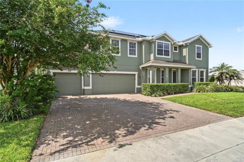 House in Winter Garden, Florida 5 bedrooms, 301.1 sq.m. № 2220740 - photo 2