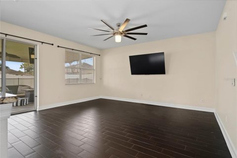 House in Winter Garden, Florida 5 bedrooms, 301.1 sq.m. № 2220740 - photo 16