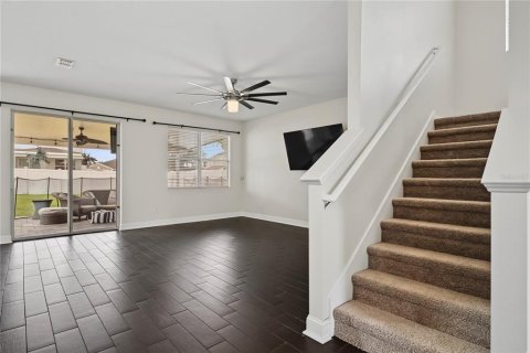 House in Winter Garden, Florida 5 bedrooms, 301.1 sq.m. № 2220740 - photo 14