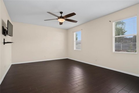 House in Winter Garden, Florida 5 bedrooms, 301.1 sq.m. № 2220740 - photo 28