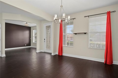 House in Winter Garden, Florida 5 bedrooms, 301.1 sq.m. № 2220740 - photo 12
