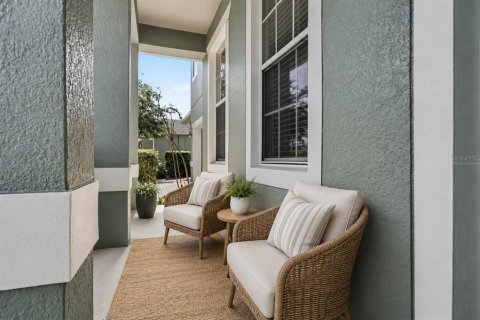 House in Winter Garden, Florida 5 bedrooms, 301.1 sq.m. № 2220740 - photo 7