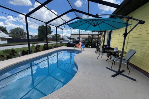 Villa ou maison à vendre à Frostproof, Floride: 3 chambres, 113.53 m2 № 2138384 - photo 12