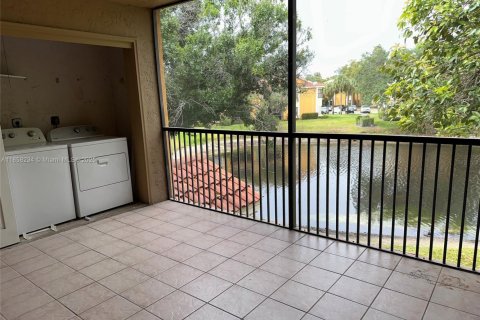 Copropriété à louer à Coconut Creek, Floride: 2 chambres, 98.57 m2 № 1882470 - photo 17