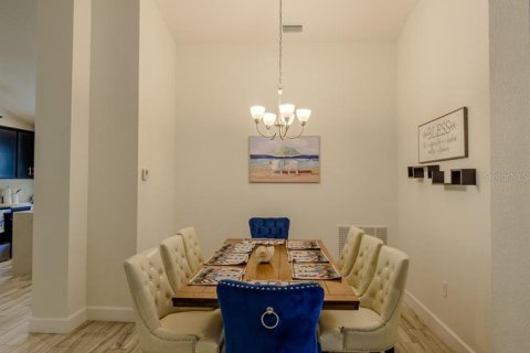 Villa ou maison à vendre à North Port, Floride: 4 chambres, 201.69 m2 № 2148341 - photo 11