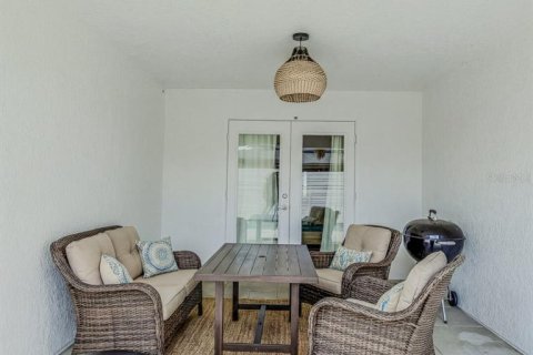 Villa ou maison à vendre à North Port, Floride: 4 chambres, 201.69 m2 № 2148341 - photo 27