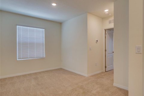 Townhouse in Davenport, Florida 3 bedrooms, 156.08 sq.m. № 1911646 - photo 25