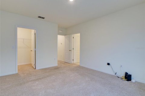Townhouse in Davenport, Florida 3 bedrooms, 156.08 sq.m. № 1911646 - photo 14