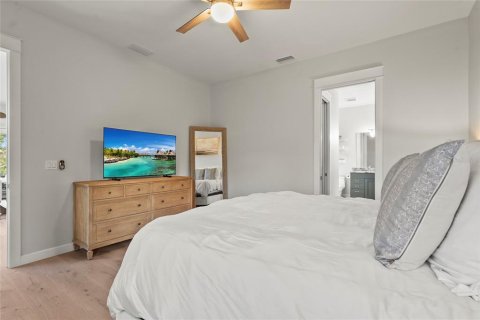 House in Palmetto, Florida 4 bedrooms, 202.43 sq.m. № 1616074 - photo 26