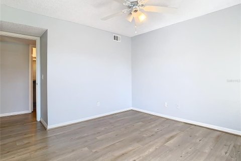Condo in Orlando, Florida, 2 bedrooms  № 1510323 - photo 21