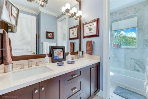 Villa ou maison à vendre à Miami, Floride: 4 chambres, 374.49 m2 № 2045378 - photo 25