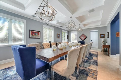 Villa ou maison à vendre à Miami, Floride: 4 chambres, 374.49 m2 № 2045378 - photo 15