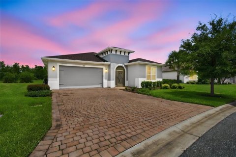 Villa ou maison à vendre à Kissimmee, Floride: 4 chambres, 204.38 m2 № 2297172 - photo 3