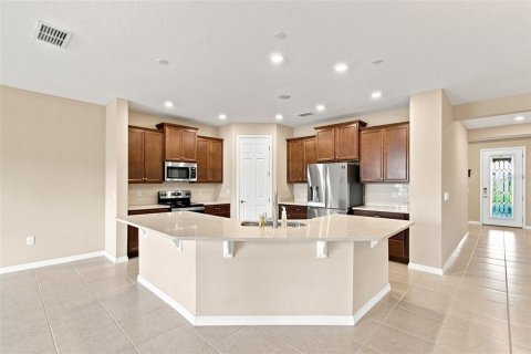 Villa ou maison à vendre à Kissimmee, Floride: 4 chambres, 204.38 m2 № 2297172 - photo 14