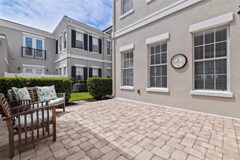 Townhouse in Saint Petersburg, Florida 4 bedrooms, 340.02 sq.m. № 2109433 - photo 5