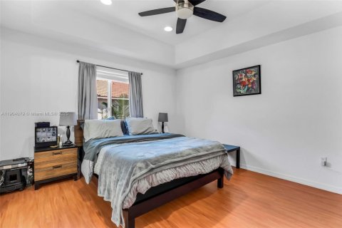 Townhouse in Cutler Bay, Florida 2 bedrooms, 141.03 sq.m. № 1954849 - photo 20