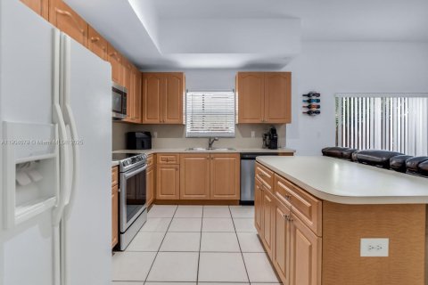 Townhouse in Cutler Bay, Florida 2 bedrooms, 141.03 sq.m. № 1954849 - photo 19