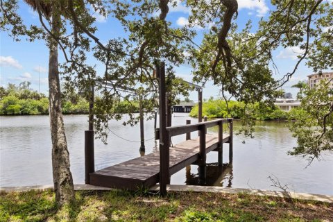Casa en venta en Sarasota, Florida, 2 dormitorios, 181.72 m2 № 2387417 - foto 23