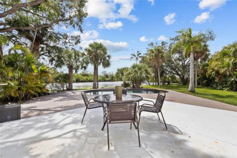 Casa en venta en Sarasota, Florida, 2 dormitorios, 181.72 m2 № 2387417 - foto 21