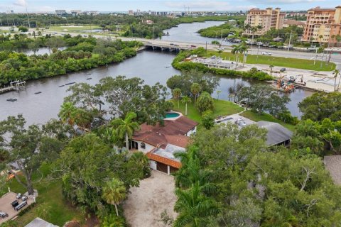 Casa en Sarasota, Florida 2 dormitorios, 181.72 m2 № 2387417