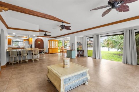 Casa en venta en Sarasota, Florida, 2 dormitorios, 181.72 m2 № 2387417 - foto 13