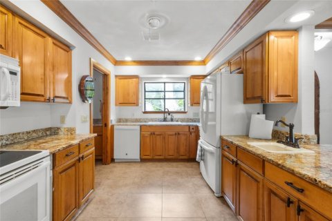 Casa en venta en Sarasota, Florida, 2 dormitorios, 181.72 m2 № 2387417 - foto 8