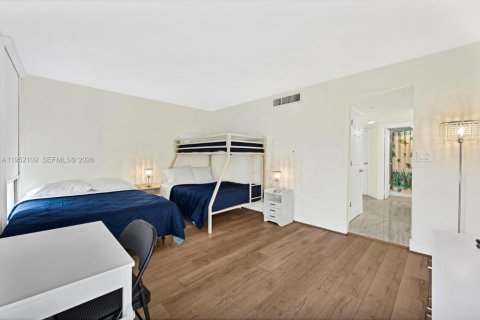 Купить кондоминиум в Авентура, Флорида 2 спальни, 100.61м2, № 2080436 - фото 14