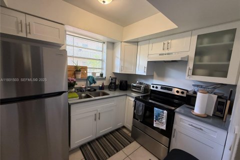 Condo à Miami, Floride, 1 chambre  № 1990128