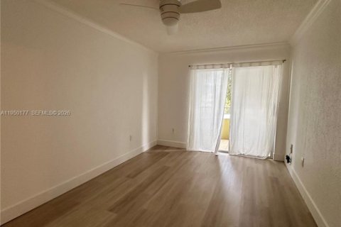 Купить кондоминиум в Майами, Флорида 2 спальни, 97.55м2, № 2005768 - фото 2