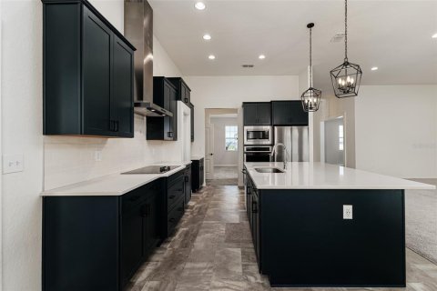 Casa en venta en Auburndale, Florida, 4 dormitorios, 260.41 m2 № 2383757 - foto 12