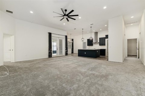 Casa en venta en Auburndale, Florida, 4 dormitorios, 260.41 m2 № 2383757 - foto 9