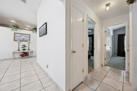 Casa en venta en Kissimmee, Florida, 4 dormitorios, 165.18 m2 № 2198595 - foto 27