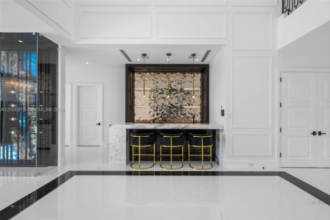 Casa en venta en Fort Lauderdale, Florida, 10 dormitorios, 896.97 m2 № 2076075 - foto 29
