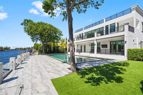 Casa en venta en Fort Lauderdale, Florida, 10 dormitorios, 896.97 m2 № 2076075 - foto 22