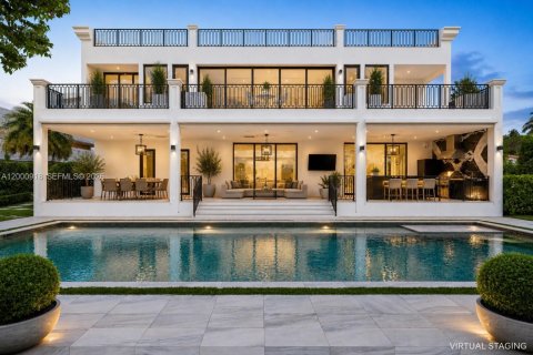 Casa en venta en Fort Lauderdale, Florida, 10 dormitorios, 896.97 m2 № 2076075 - foto 4