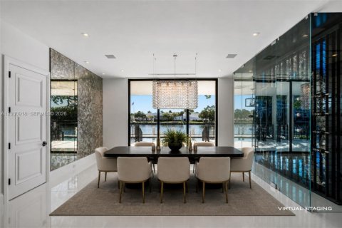 Casa en venta en Fort Lauderdale, Florida, 10 dormitorios, 896.97 m2 № 2076075 - foto 10