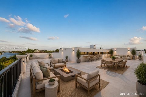 Casa en venta en Fort Lauderdale, Florida, 10 dormitorios, 896.97 m2 № 2076075 - foto 18