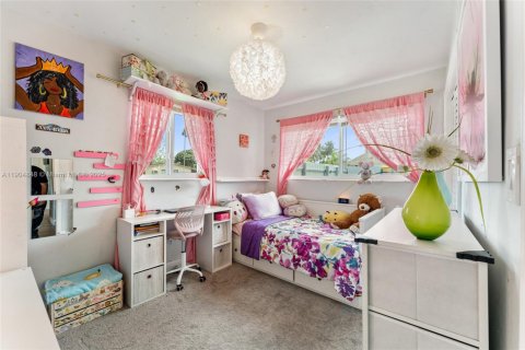 Купить виллу или дом в Мирамар, Флорида 3 спальни, 108.14м2, № 1957237 - фото 14