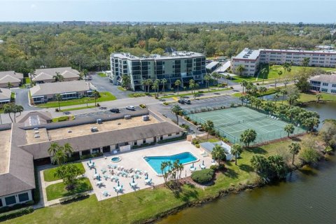 Condominio en venta en Saint Petersburg, Florida, 2 dormitorios, 110.09 m2 № 1569254 - foto 28