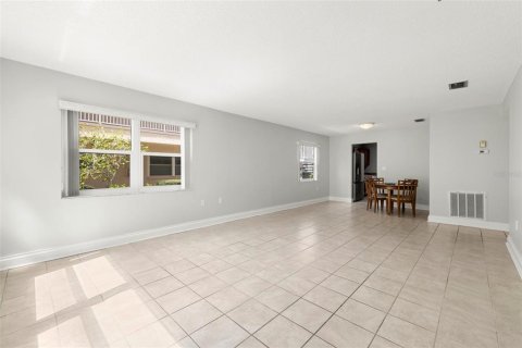 Condominio en venta en Saint Petersburg, Florida, 2 dormitorios, 110.09 m2 № 1569254 - foto 22