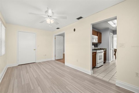 Condominio en venta en Saint Petersburg, Florida, 2 dormitorios, 110.09 m2 № 1569254 - foto 11