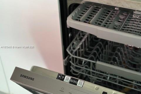 Copropriété à louer à Hallandale Beach, Floride: 1 chambre, 77.11 m2 № 1923427 - photo 15