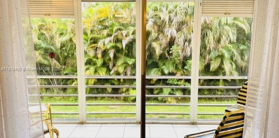 Condo à Hallandale Beach, Floride, 1 chambre № 1923427