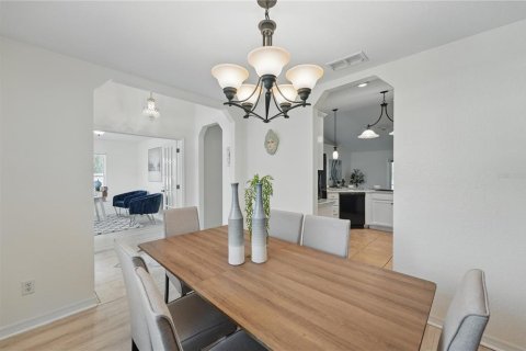 Купить виллу или дом в Уайлдвуд, Флорида 5 комнат, 195.93м2, № 1528355 - фото 16