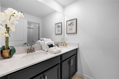 Townhouse in Kissimmee, Florida 4 bedrooms, 177.81 sq.m. № 2101616 - photo 17
